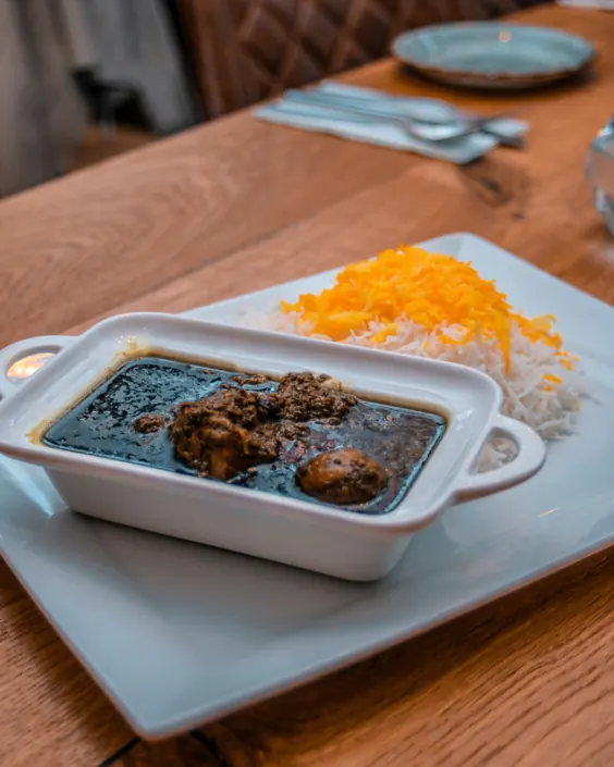 Ghormeh Sabzi — persisches Kräutereintopfgericht